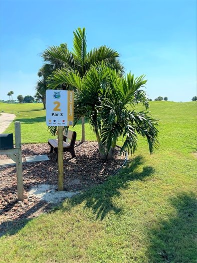 Tee box sign Hole 2